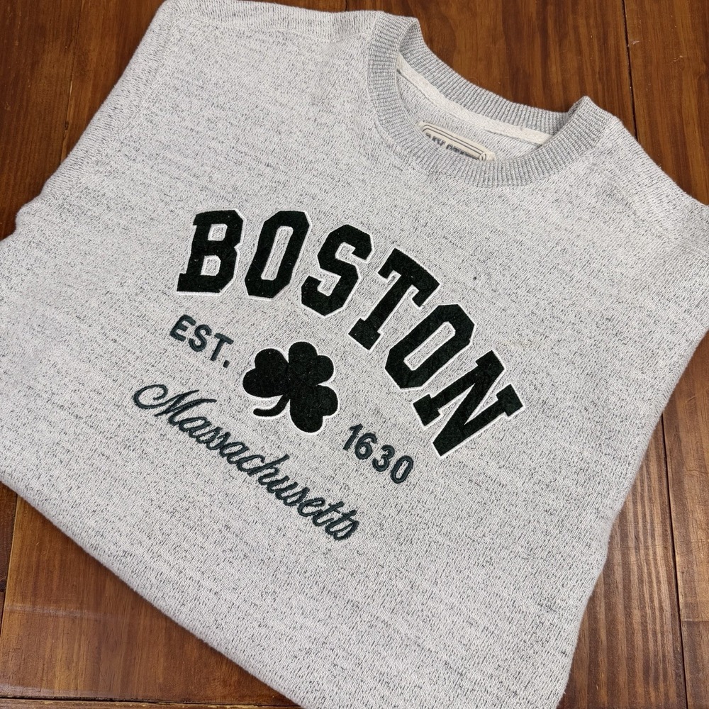 Bay State Gear Boston Massachusetts Est 1630 Shamrock Pullover St Patrick's Day
